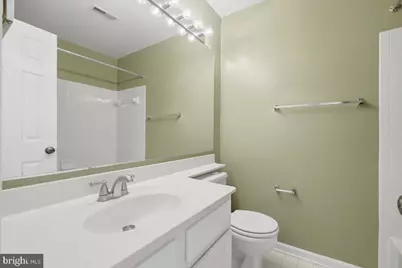 21760 Brondesbury Park Terrace, Sterling, VA 20166 - Photo 40