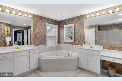 18417 Lanier Island Square, Leesburg, VA 20176 - Photo 32