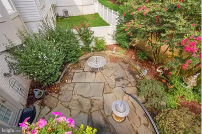 18417 Lanier Island Square, Leesburg, VA 20176 - Photo 8