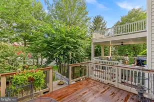 18417 Lanier Island Square, Leesburg, VA 20176 - Photo 4