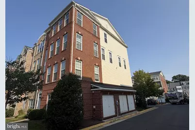 42797 Burrell Square, Ashburn, VA 20147 - Photo 2