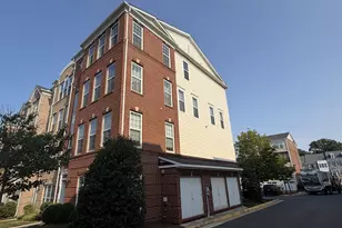 42797 Burrell Square, Ashburn, VA 20147 - Photo 2