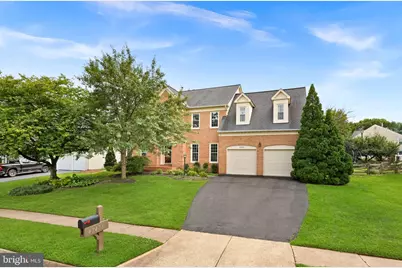 43478 Golden Meadow Circle, Ashburn, VA 20147 - Photo 2