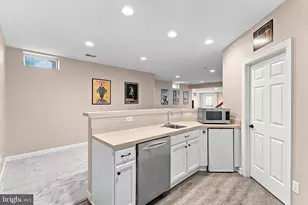 21476 Glebe View Dr, Broadlands, VA 20148 - Photo 70