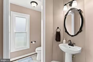 21476 Glebe View Dr, Broadlands, VA 20148 - Photo 36