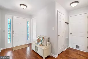 17204 Rosecliff Ct, Round Hill, VA 20141 - Photo 4