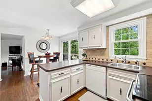 1205 Bradfield Dr SW, Leesburg, VA 20175 - Photo 14