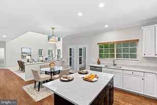 42773 Reynwood Pl, Broadlands, VA 20148 - Photo 14