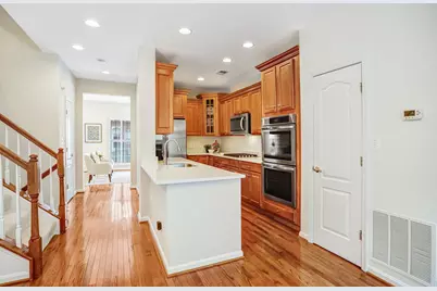 21933 Windy Oaks Square, Broadlands, VA 20148 - Photo 10