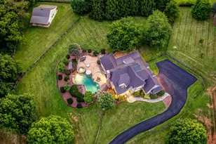 18969 Peale Ln, Leesburg, VA 20175 - Photo 8