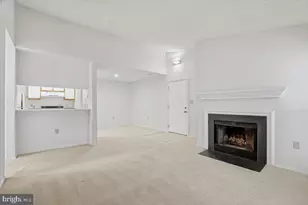 21009 Timber Ridge Terrace, Ashburn, VA 20147 - Photo 10