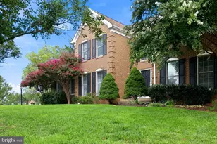 43312 Wayside Cir, Ashburn, VA 20147 - Photo 1