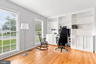 43312 Wayside Cir, Ashburn, VA 20147 - Photo 12