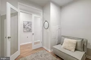 21610 Hawksbill High Cir, Sterling, VA 20164 - Photo 24