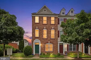 42911 Pamplin Terrace, Chantilly, VA 20152 - Photo 1