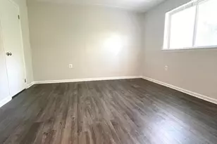 125 Clubhouse Dr SW, Leesburg, VA 20175 - Photo 6