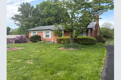 160 S Hughes Street, Hamilton, VA 20158 - Photo 1