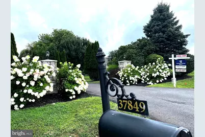 37849 Wright Farm Drive, Purcellville, VA 20132 - Photo 2