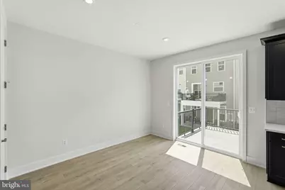 42200 Shining Star Square, Brambleton, VA 20148 - Photo 8