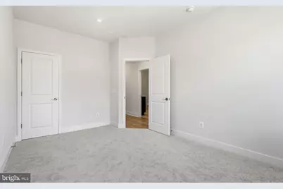 42200 Shining Star Square, Brambleton, VA 20148 - Photo 18