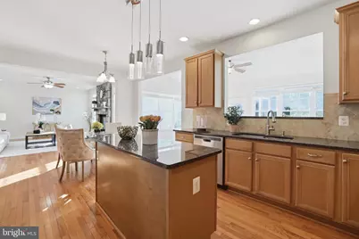 25209 Eisenhower Drive, Chantilly, VA 20152 - Photo 18