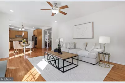 25209 Eisenhower Drive, Chantilly, VA 20152 - Photo 20