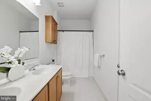 25209 Eisenhower Dr, Chantilly, VA 20152 - Photo 42