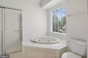 43081 Binkley Cir, Leesburg, VA 20176 - Photo 16