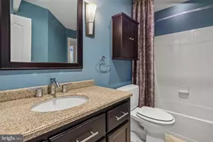 43081 Binkley Cir, Leesburg, VA 20176 - Photo 26