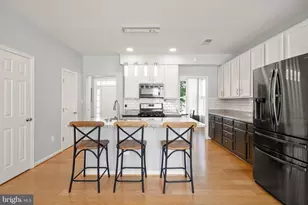 22900 Benson Terrace, Sterling, VA 20166 - Photo 10