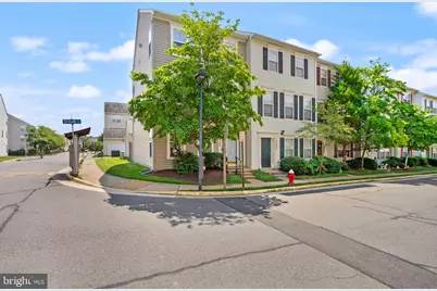 22900 Benson Terrace, Sterling, VA 20166 - Photo 2