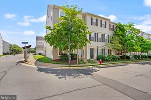 22900 Benson Terrace, Sterling, VA 20166 - Photo 2