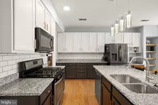 22900 Benson Terrace, Sterling, VA 20166 - Photo 8