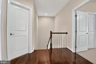 24949 Earlsford Dr, Chantilly, VA 20152 - Photo 18