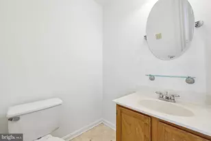 141 N Duke Dr, Sterling, VA 20164 - Photo 20