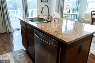 25095 Croxley Green Square, Aldie, VA 20105 - Photo 16