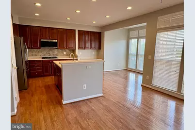 19217 Sweig Terrace, Leesburg, VA 20176 - Photo 4
