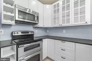 45629 Livingstone Station St, Sterling, VA 20166 - Photo 12