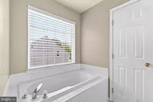 45629 Livingstone Station St, Sterling, VA 20166 - Photo 26