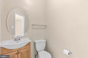 45629 Livingstone Station St, Sterling, VA 20166 - Photo 14