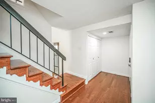 108 Plum Tree Ct, Sterling, VA 20164 - Photo 6
