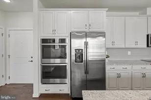 43091 Wynridge Dr, Broadlands, VA 20148 - Photo 10