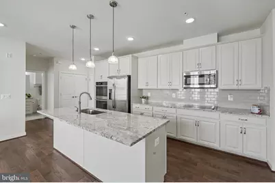 43091 Wynridge Drive #201, Broadlands, VA 20148 - Photo 2