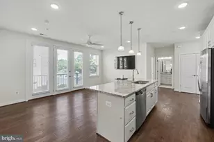 43091 Wynridge Dr, Broadlands, VA 20148 - Photo 8