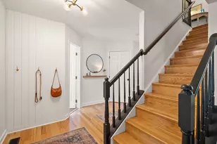 17276 Magic Mountain Dr, Round Hill, VA 20141 - Photo 2