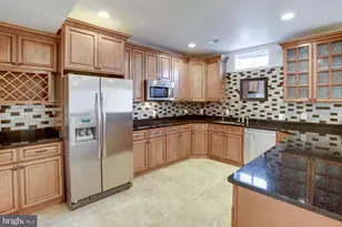 42100 Porch Light Dr, Aldie, VA 20105 - Photo 4