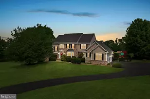 38392 Stone Eden Dr, Hamilton, VA 20158 - Photo 2