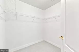 25717 Summerbank Ct, Chantilly, VA 20152 - Photo 74