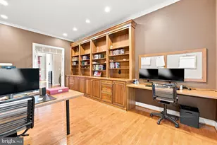 25717 Summerbank Ct, Chantilly, VA 20152 - Photo 22