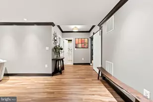 25717 Summerbank Ct, Chantilly, VA 20152 - Photo 108